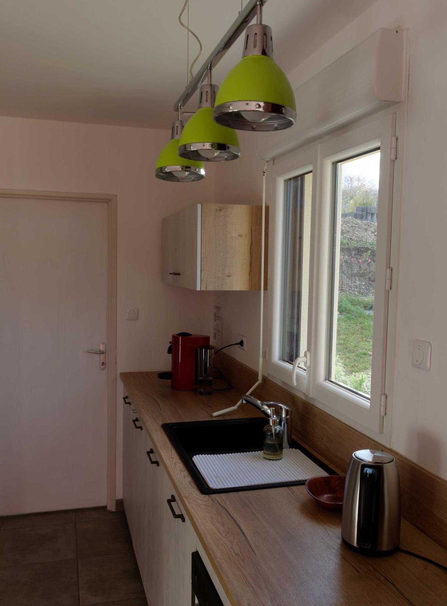 Le Logis D'Emeric Avec Paisible Jardin Clos&Arbore 洛什 外观 照片