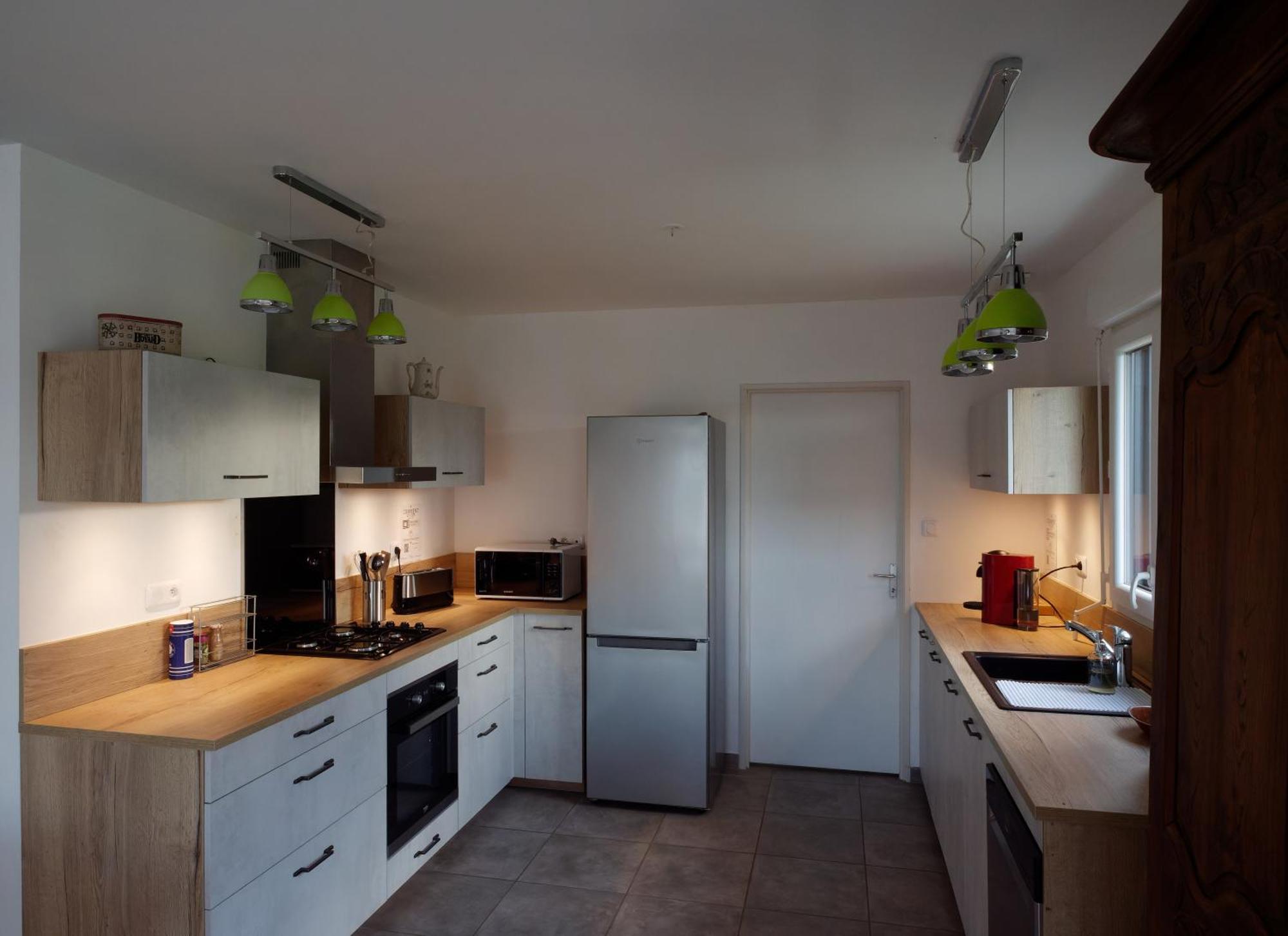 Le Logis D'Emeric Avec Paisible Jardin Clos&Arbore 洛什 外观 照片