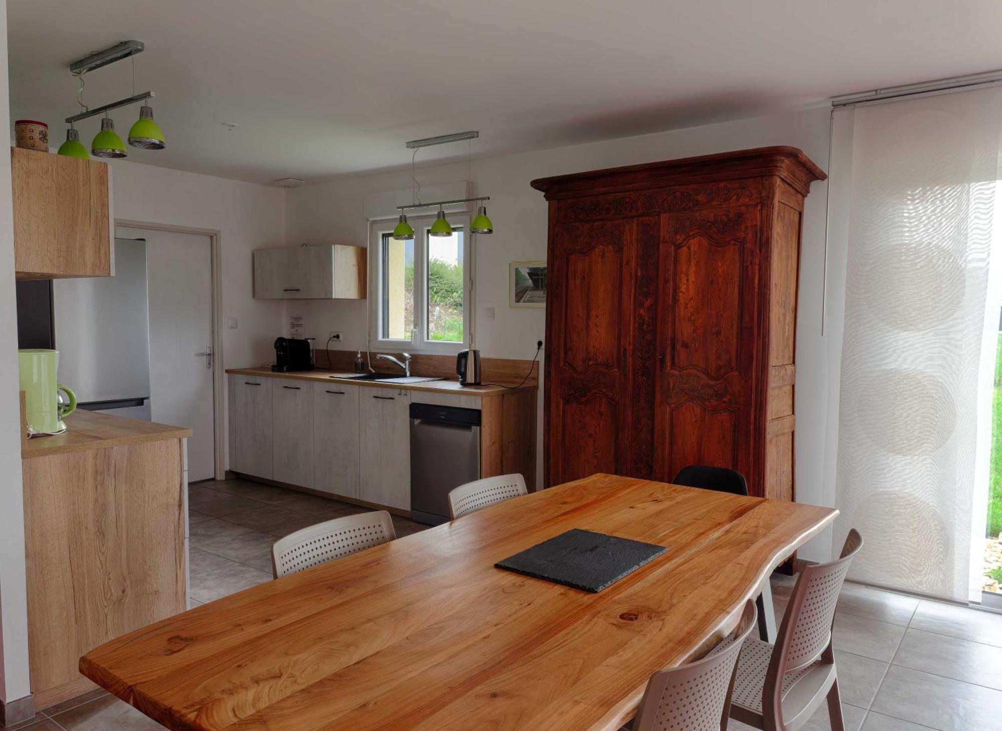 Le Logis D'Emeric Avec Paisible Jardin Clos&Arbore 洛什 外观 照片